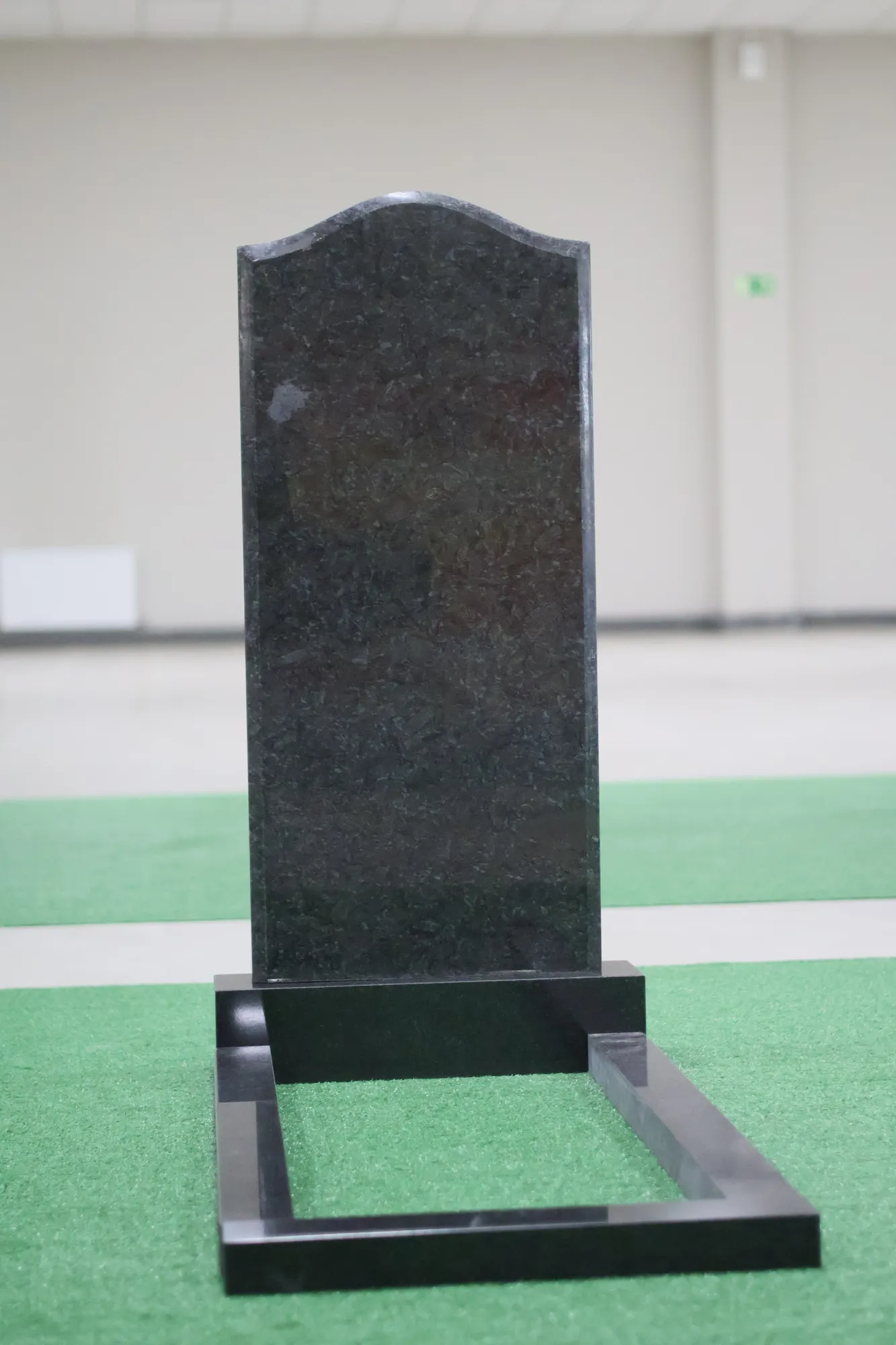 Комплект памятника 100 × 50 × 5 см В45