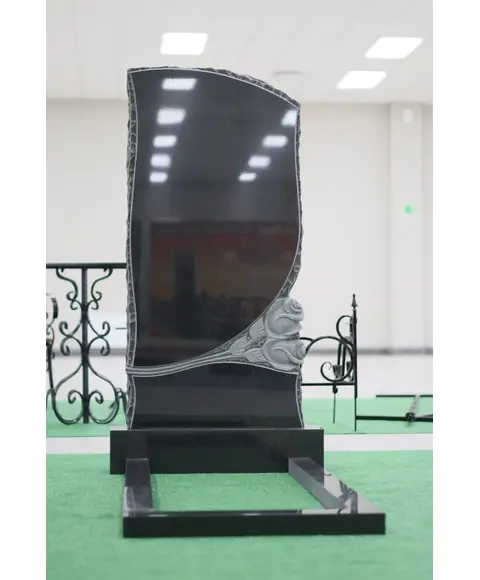 Комплект памятника с розами 120 × 60 × 7 см В13